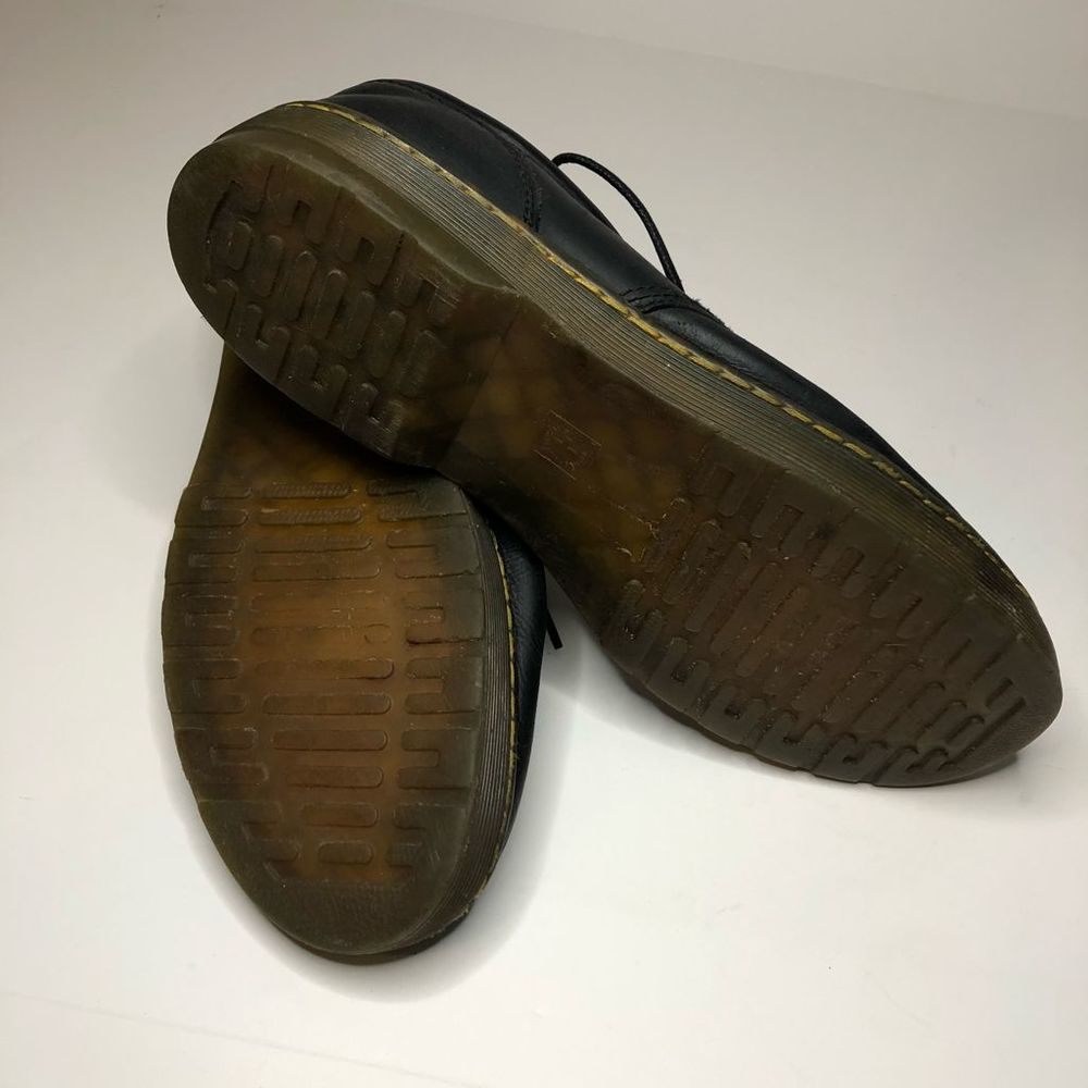 Dr. Marten’s Docs Wilmot Low AW004 shoes - Picture 4 of 14